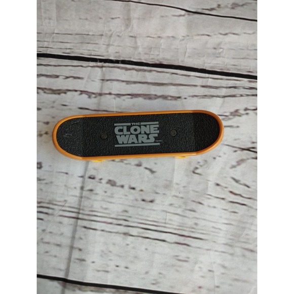 Star Wars 2010 Clone Wars Finger Board Obi-Wan & Cody McDonalds Skateboard - Picture 1 of 4